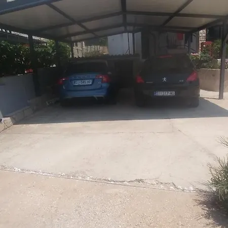With Parking Space Grebastica, - 18963 Appartement *