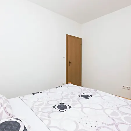 With A Parking Space Grebastica, - 24046 Apartment Sibenik