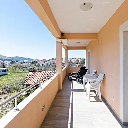 Apartment With A Parking Space Grebastica, - 24046