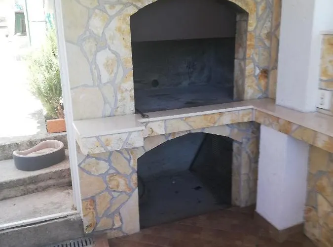 Apartment With A Parking Space Grebastica, - 18963 *